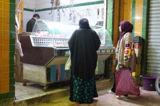 Buying for our lunch at th market at Tozeur TN